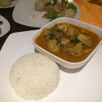 Tibetan Kitchen - Chicken curry - Himalayan/Nepalese Near Me - New Haven, Connecticut Tibetan Kitchen - Chicken curry - Himalayan/Nepalese Near Me - New Haven, Connecticut