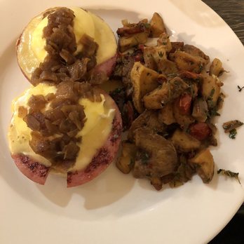 Tank and Libby's - The boardwalk Bennie - Breakfast & Brunch Near Me - Drexel Hill, Pennsylvania