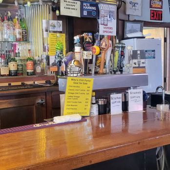 Mike's Chili Parlor - Bar - Dive Bars Near Me - Seattle, Washington Mike's Chili Parlor - Bar - Dive Bars Near Me - Seattle, Washington