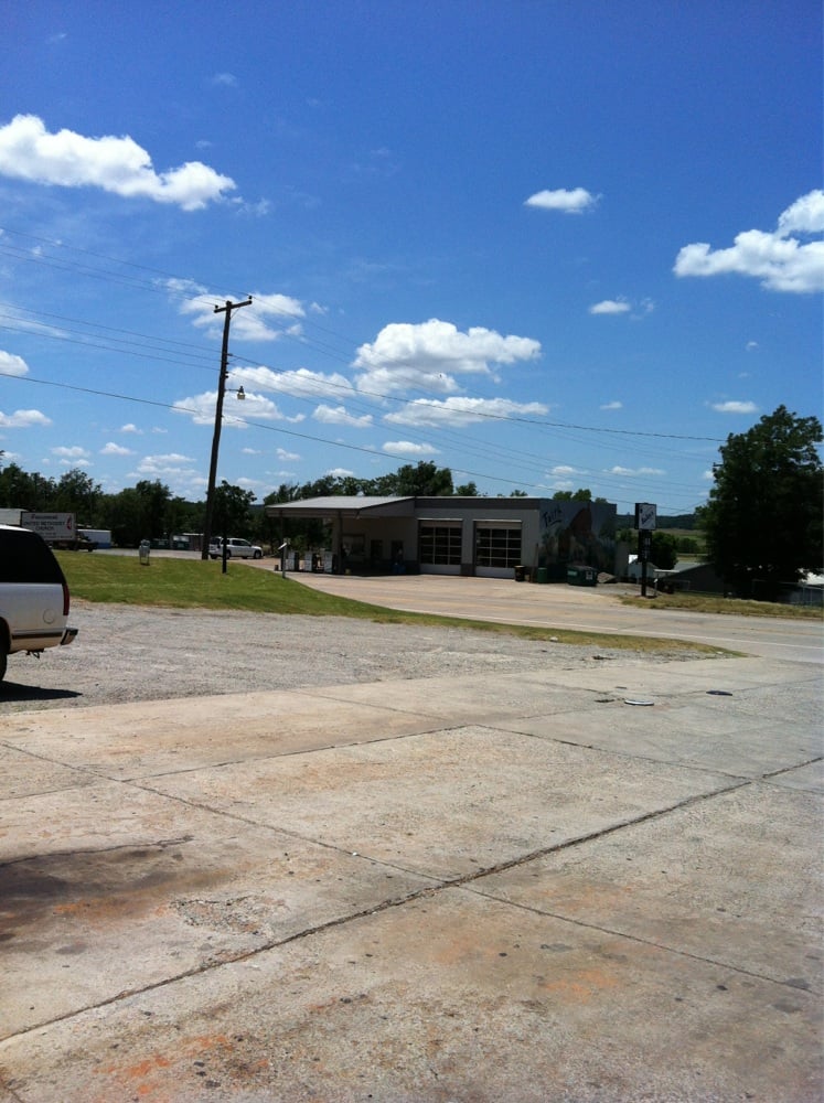 BAILEY TEXACO SERVICE STATION Gracemont, Oklahoma Gas Stations
