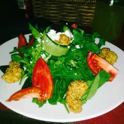 Santino - Ensalada de berros, arúgula y camarones