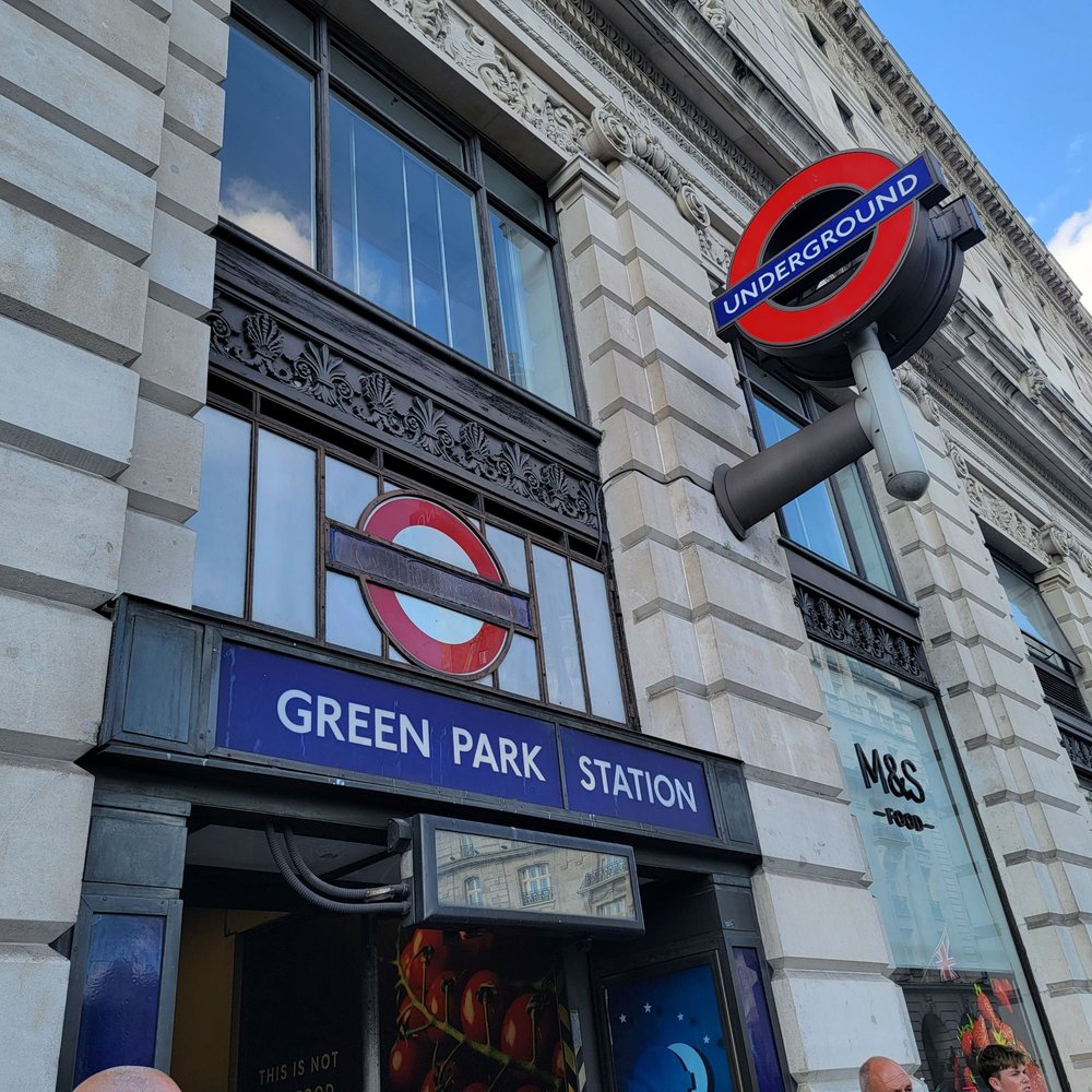 GREEN PARK TUBE STATION Updated September 2024 36 Photos & 12