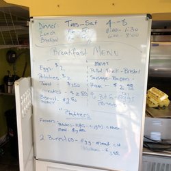 Mad Max Smokehouse - Hours