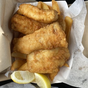 Barbara's Fishtrap - Fish and Fish & Chips - Seafood Near Me - Half Moon Bay, California