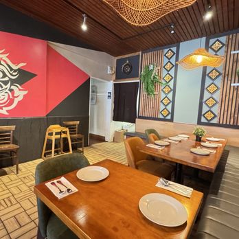 Chai Yo Thai Cuisine - Seating area - Thai Near Me - San Mateo, California