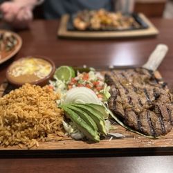 La Naranja - Carne Asada