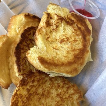 Liliha Bakery - Ala Moana - Rolls with house made jelly - Breakfast & Brunch Near Me - Honolulu, Hawaii