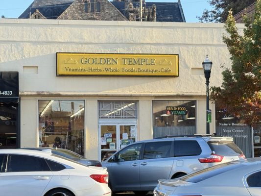 Golden Temple Health Foods & Boutique by null