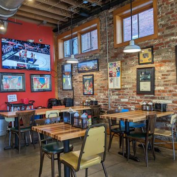 Sweet P’s BBQ Downtown Dive - tables and chairs - New American Near Me - Knoxville, Tennessee Sweet P’s BBQ Downtown Dive - tables and chairs - New American Near Me - Knoxville, Tennessee
