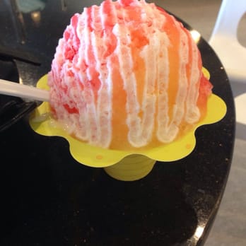 Snowflakes - pineapple/Hawaiian punch so good! - Shaved Ice Near Me - Artesia, California Snowflakes - pineapple/Hawaiian punch so good! - Shaved Ice Near Me - Artesia, California