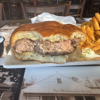 Wayzata Bar and Grill - The Muni - Hamburger with fries - New American Near Me - Wayzata, Minnesota Wayzata Bar and Grill - The Muni - Hamburger with fries - New American Near Me - Wayzata, Minnesota