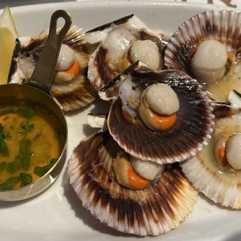 Cervejaria Ramiro - Scallops (€10.79) - Seafood Near Me - Lisbon, 11