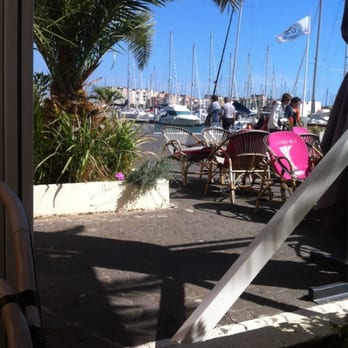 Candy Ice - Depuis la terrasse vue sur le port - Ice Cream & Frozen Yogurt Near Me - Gruissan, 11 Candy Ice - Depuis la terrasse vue sur le port - Ice Cream & Frozen Yogurt Near Me - Gruissan, 11