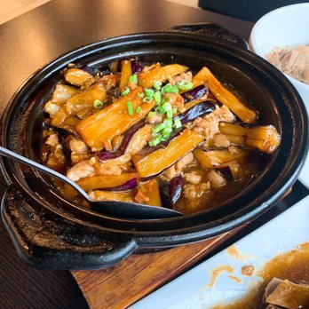 Lucky Pot - Eggplant pot - Chinese Near Me - Toronto, Ontario