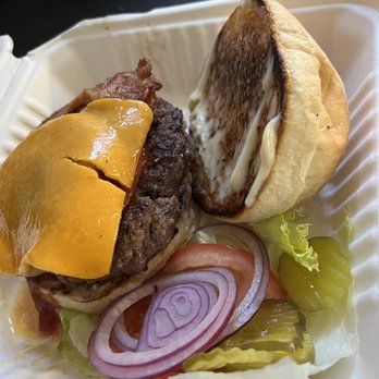 Art's Corner Cafe - Annie's aloha burger!!! Best burger ever!! - Breakfast & Brunch Near Me - Ventura, California Art's Corner Cafe - Annie's aloha burger!!! Best burger ever!! - Breakfast & Brunch Near Me - Ventura, California