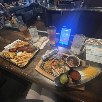 Chili's - Fajita Trior Full Order of Ribs - American Near Me - Goleta, California Chili's - Fajita Trior Full Order of Ribs - American Near Me - Goleta, California