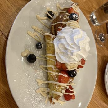 Mad Rooster Cafe - Milwaukee - Stuffed French toast - Cafes Near Me - West Milwaukee, Wisconsin