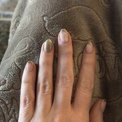 Venice Nails Spa - Xmas nails - natural nail with dip powder and gel polish