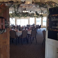 Seasons Lakehouse - Beautiful banquet facilities with a fantastic view!