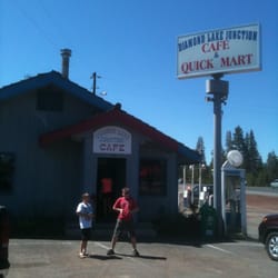 Diamond Lake Junction Cafe & Quick Mart - The boys after breakfast