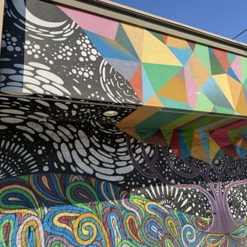 Cloud City Ice Cream - Exterior - Ice Cream & Frozen Yogurt Near Me - Portland, Oregon