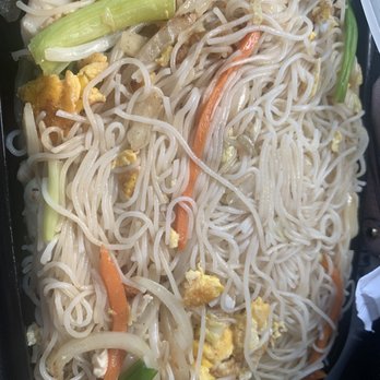 Fusion Cafe - West Allis - House Special Rice Noodles - Chinese Near Me - West Allis, Wisconsin Fusion Cafe - West Allis - House Special Rice Noodles - Chinese Near Me - West Allis, Wisconsin