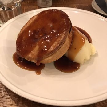 The Signal Box - Fuller's London Pride, Steak & Mushroom Shortcrust Pie - Pubs Near Me - London, XGL