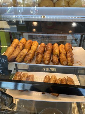 Max's Restaurant Chicago, Cuisine of the Philippines by null