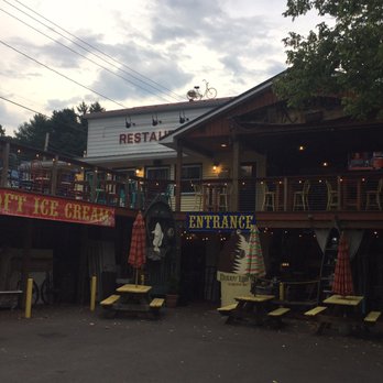 Buddy Lou's Eats Drinks & Antiques - New American Near Me - Hancock, Maryland