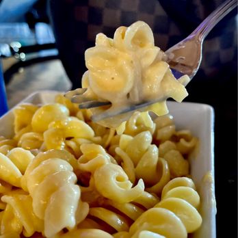 Angry Chicken - Mac n Cheese - Chicken Wings Near Me - Aurora, Colorado
