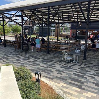 Umami - Entertainment outside - Ramen Near Me - Trussville, Alabama Umami - Entertainment outside - Ramen Near Me - Trussville, Alabama