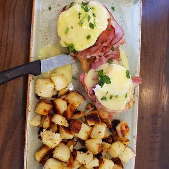 First Watch - Eggs Benedict - Breakfast & Brunch Near Me - Centennial, Colorado