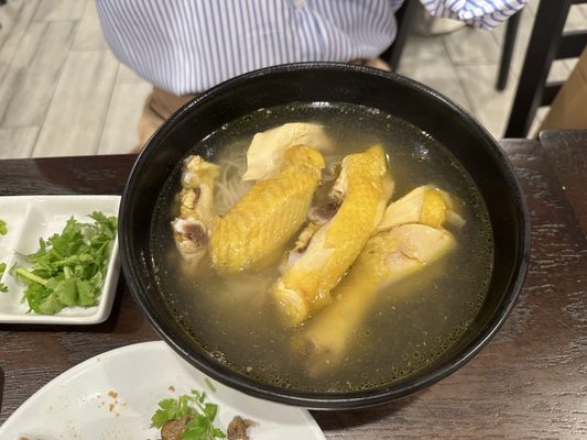 Phở Gà Vàng by null