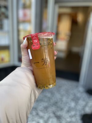 Yifang Taiwan Fruit Tea by null