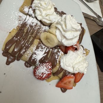 Broken Yolk Cafe - Nutella crepes - Breakfast & Brunch Near Me - San Diego, California Broken Yolk Cafe - Nutella crepes - Breakfast & Brunch Near Me - San Diego, California