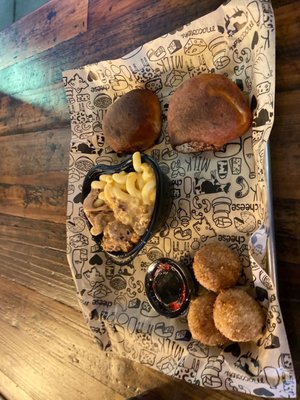 I Heart Mac & Cheese - Denver, CO by null