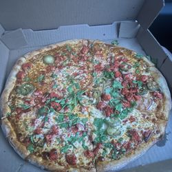 Flippin' Pizza - Pizza we had ordered chicken tandoori