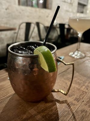 Elsie's Plate & Pie by null