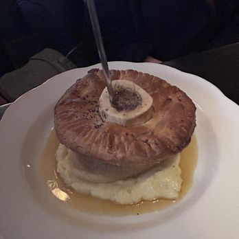 Armitage Alehouse - Pot Pie - Pubs Near Me - Chicago, Illinois Armitage Alehouse - Pot Pie - Pubs Near Me - Chicago, Illinois