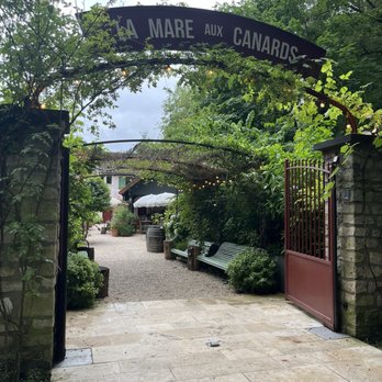 La Mare Aux Canards - Entrance - French Near Me - Meudon La Forêt, 92