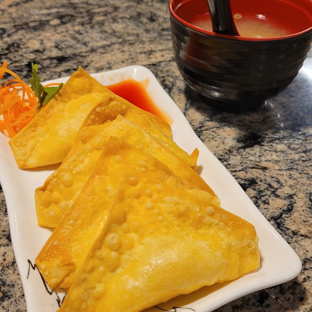 Maki - Crab Rangoon - Sushi Bars Near Me - Mentor, Ohio Maki - Crab Rangoon - Sushi Bars Near Me - Mentor, Ohio