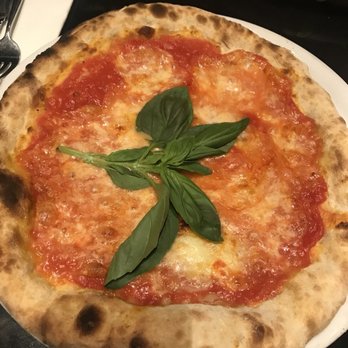 Caffé Della Pizza - Margherita Pizza (10.50). - Pizza Near Me - Paris, 75 Caffé Della Pizza - Margherita Pizza (10.50). - Pizza Near Me - Paris, 75