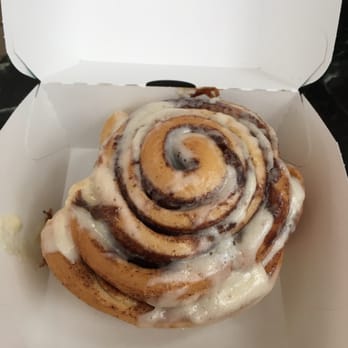 Cinnabon - Bakeries Near Me - Sacramento, California