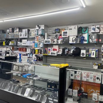 Platinum Wireless - Speakers all types of cases - Electronics Near Me - San Francisco, California