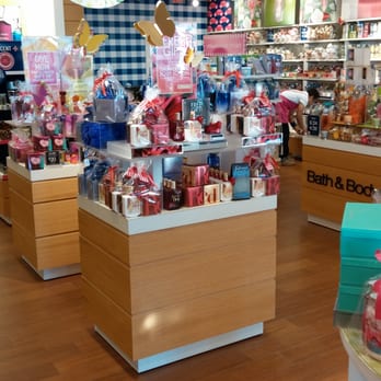 Bath & Body Works - Interior - Cosmetics & Beauty Supply Near Me - Watauga, Texas Bath & Body Works - Interior - Cosmetics & Beauty Supply Near Me - Watauga, Texas