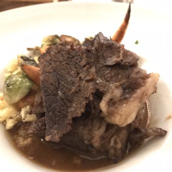 Il Venetian - Barolo Braised Short Rib ($34) - Italian Near Me - Cleveland, Ohio Il Venetian - Barolo Braised Short Rib ($34) - Italian Near Me - Cleveland, Ohio