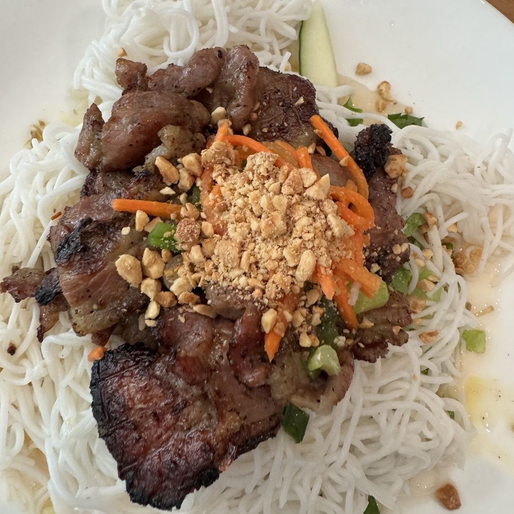Grilled Pork Slices Over Rice Vermicelli Grilled Pork Slices Over Rice Vermicelli