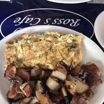 Big Daddy Ross's Cafe - Chicken Pesto Omelette - Special of the Day - Breakfast & Brunch Near Me - Bay Point, California