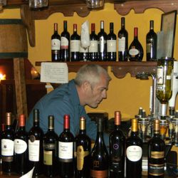 Le Filou de Montpellier - Philippe in the bar