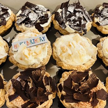 43 & Company - Banana, coconut and chocolate tarts - Bakeries Near Me - Milpitas, California 43 & Company - Banana, coconut and chocolate tarts - Bakeries Near Me - Milpitas, California